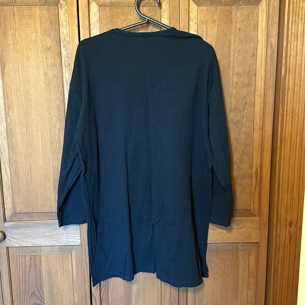 Victoria’s Secret Sleep Shirt - Picture 4 of 4